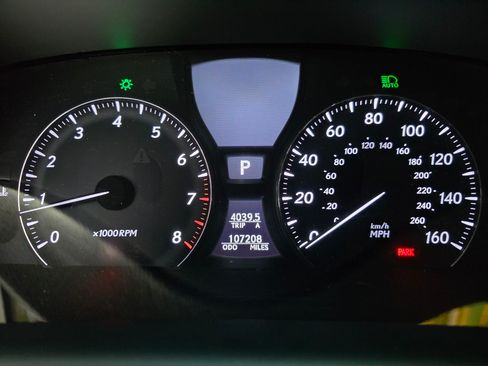 Used 2011 Lexus LS 460 L image 8