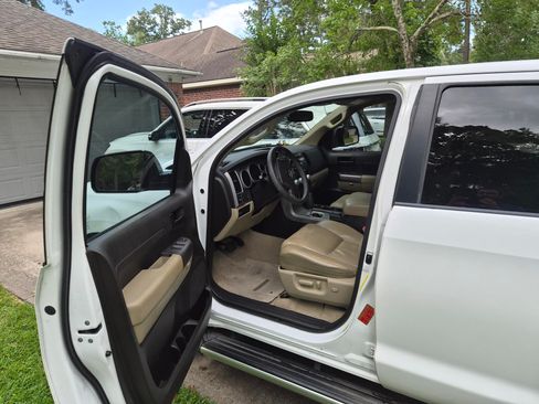 Used 2011 Toyota Tundra 2WD CrewMax w/ TRD Off-Road Pkg image 1