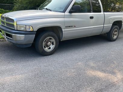 Used 2000 Dodge Ram 1500 Truck 2WD Club Cab