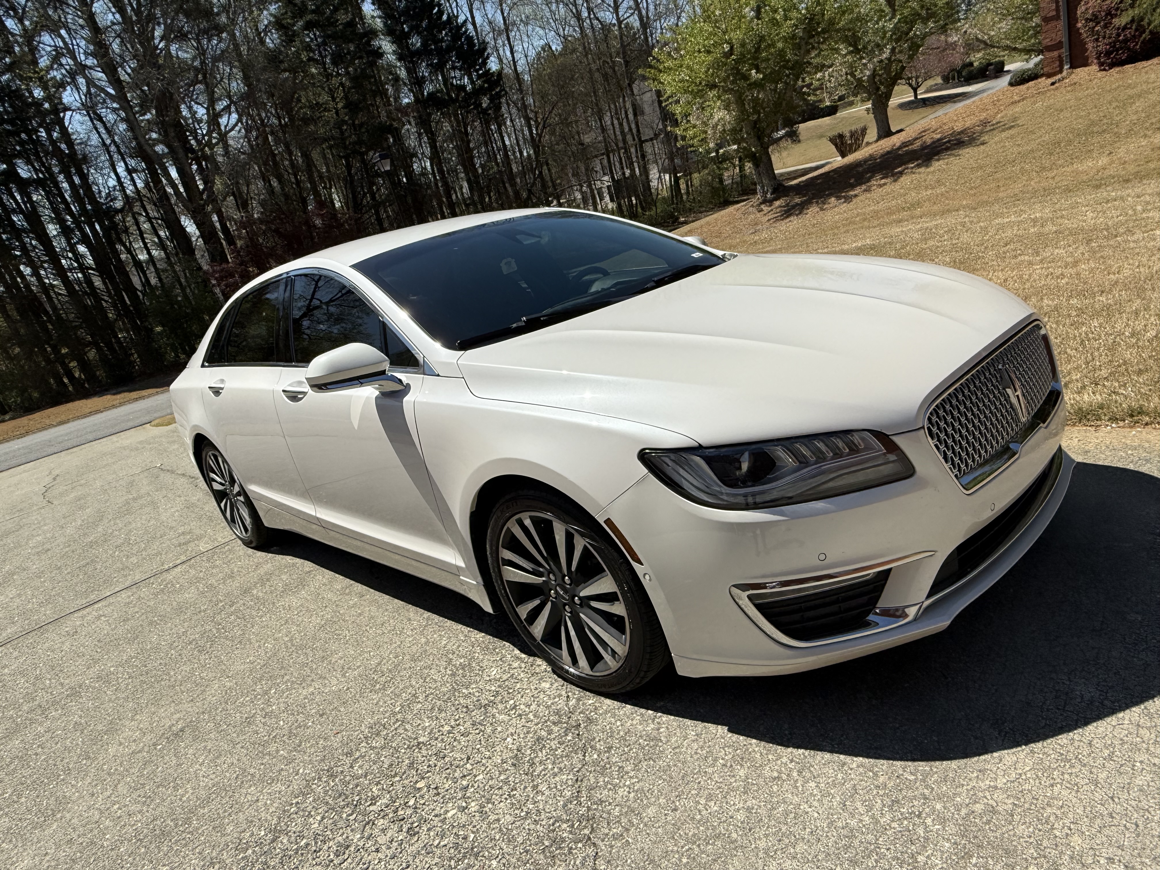 Used 2018 Lincoln MKZ Reserve w/ Technology Package FWD image 5