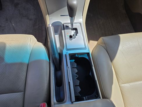 Used 2008 Toyota Solara SLE image 18