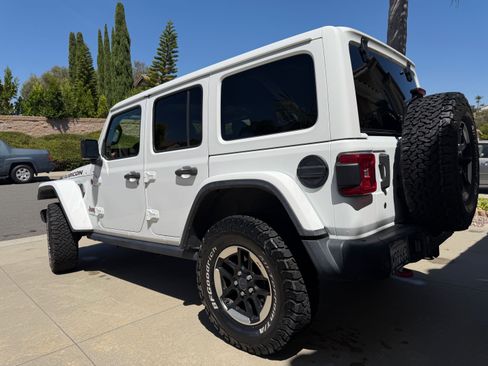 Used 2020 Jeep Wrangler Unlimited Rubicon w/ Steel Bumper Group AWD/4WD image 8
