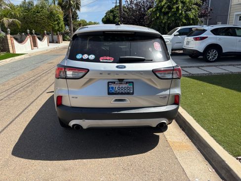 Used 2020 Ford Escape SE Sport AWD/4WD image 6