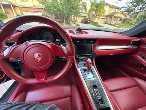 Used 2015 Porsche 911 Carrera S image 19