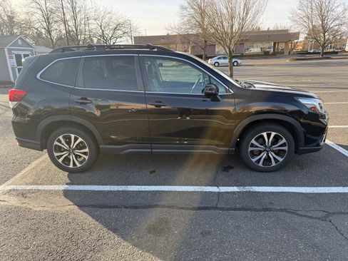 Used 2019 Subaru Forester Limited w/ Popular Package #3 image 4
