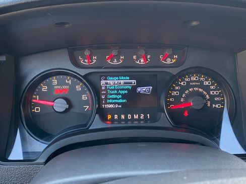 Used 2014 Ford F150 Raptor w/ Equipment Group 801A Luxury AWD/4WD image 25