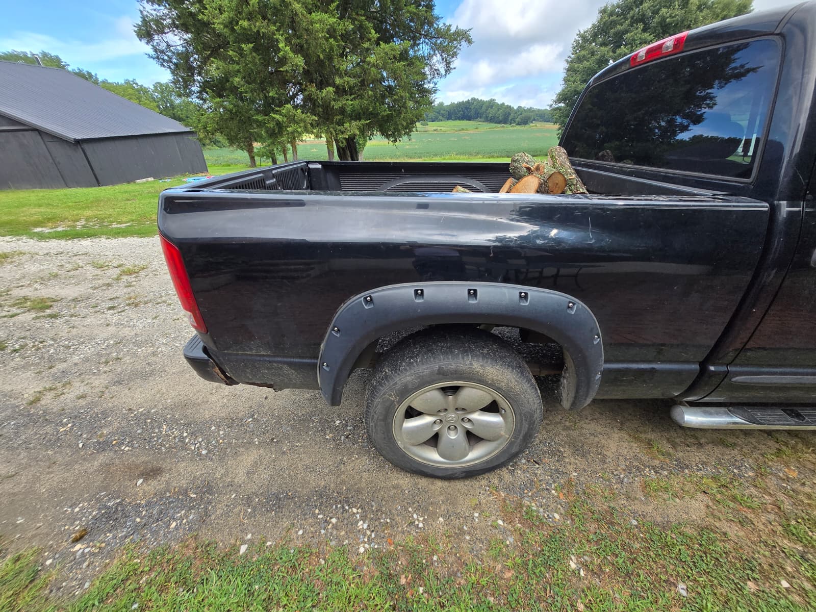 Used 2004 Dodge Ram 1500 Truck SLT w/ Sport Appearance Group AWD/4WD image 9