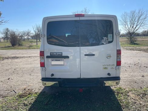 Used 2015 Nissan NV 3500 SL w/ Technology Package image 6