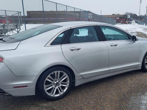 Used 2014 Lincoln MKZ Hybrid w/ Equipment Group 201A Select image 5