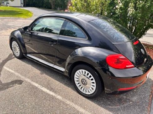 Used 2013 Volkswagen Beetle 2.5 FWD image 16