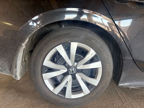 Used 2026 Honda Civic LX image 5