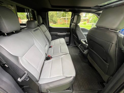 Used 2022 Ford F150 Lightning Lariat w/ Equipment Group 511A High image 24