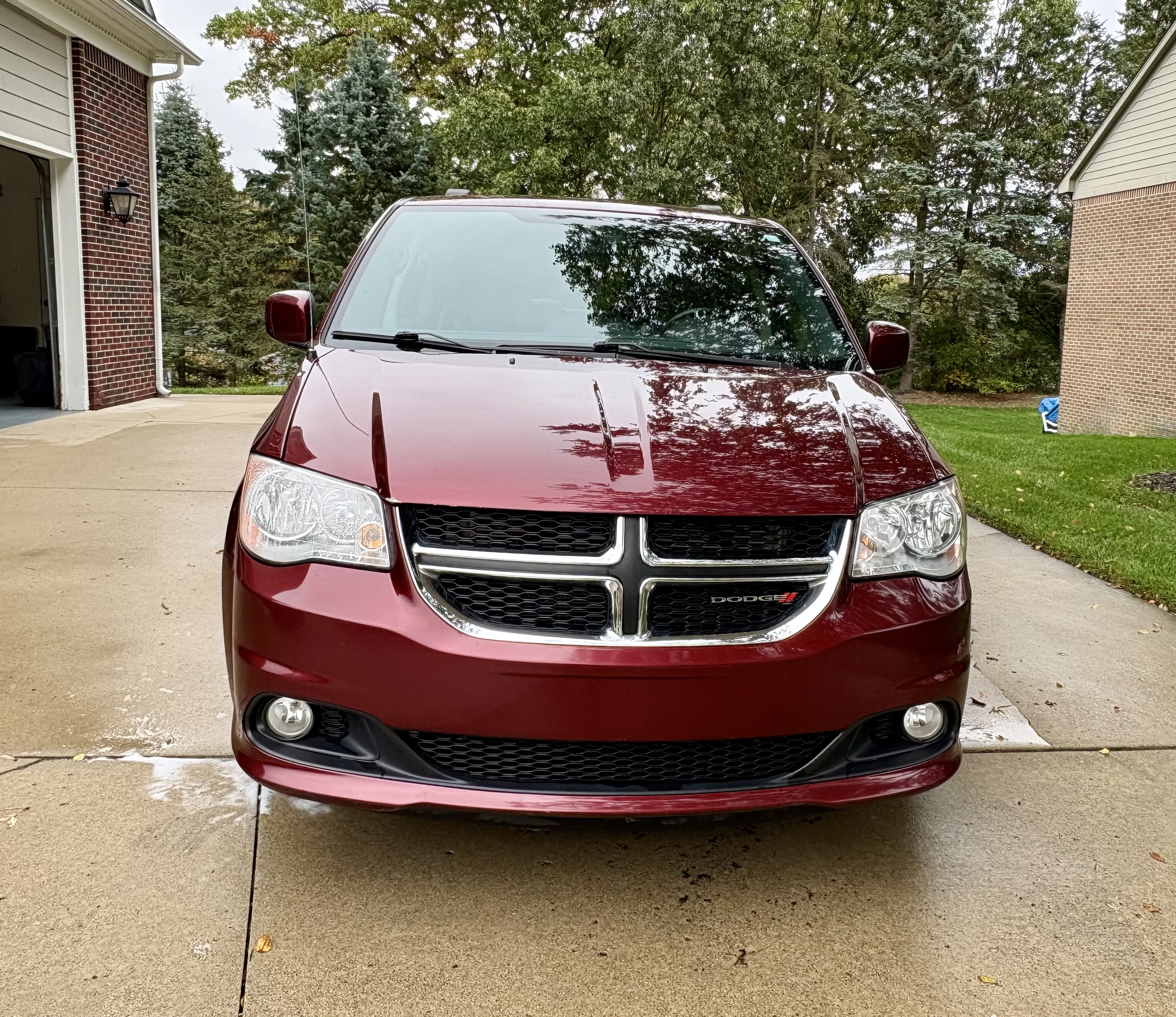 Used 2017 Dodge Grand Caravan SXT FWD image 16