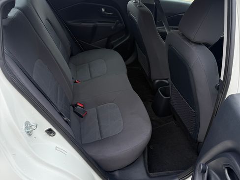Used 2013 Kia Rio LX image 8