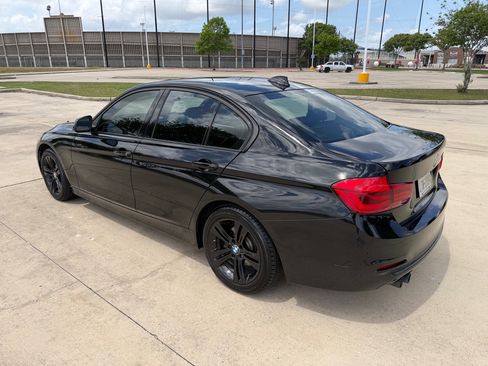 Used 2018 BMW 330i Sedan RWD image 31