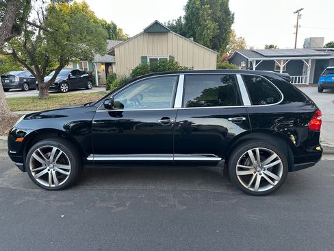 Used 2008 Porsche Cayenne AWD/4WD image 8