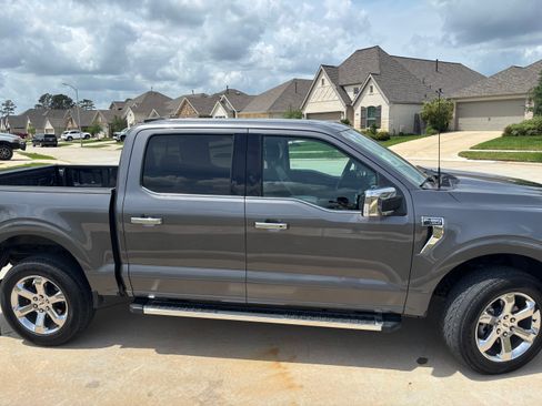 Used 2023 Ford F150 Lariat w/ FX4 Off-Road Package AWD/4WD image 5