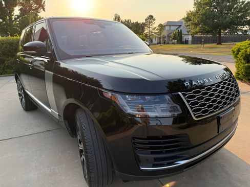 Used 2020 Land Rover Range Rover HSE AWD/4WD image 6