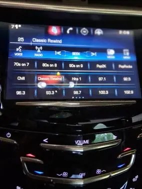 Used 2015 Cadillac XTS Luxury w/ Driver Awareness Package FWD image 10
