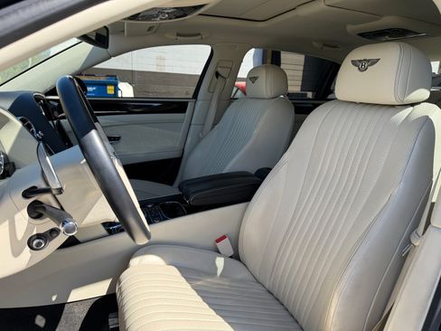 Used 2018 Bentley Flying Spur V8 AWD/4WD image 10