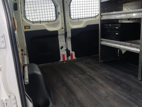 Used 2017 Ford Transit 250 130 Low Roof w/ Exterior Upgrade Package image 28
