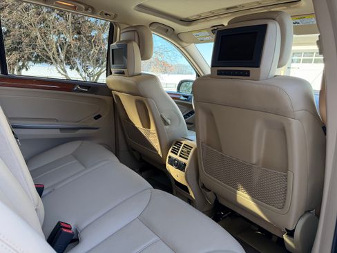 Used 2008 Mercedes-Benz GL 320 CDI 4MATIC image 16