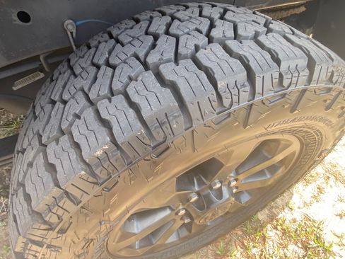 Used 2024 RAM 3500 Laramie w/ Night Edition image 21