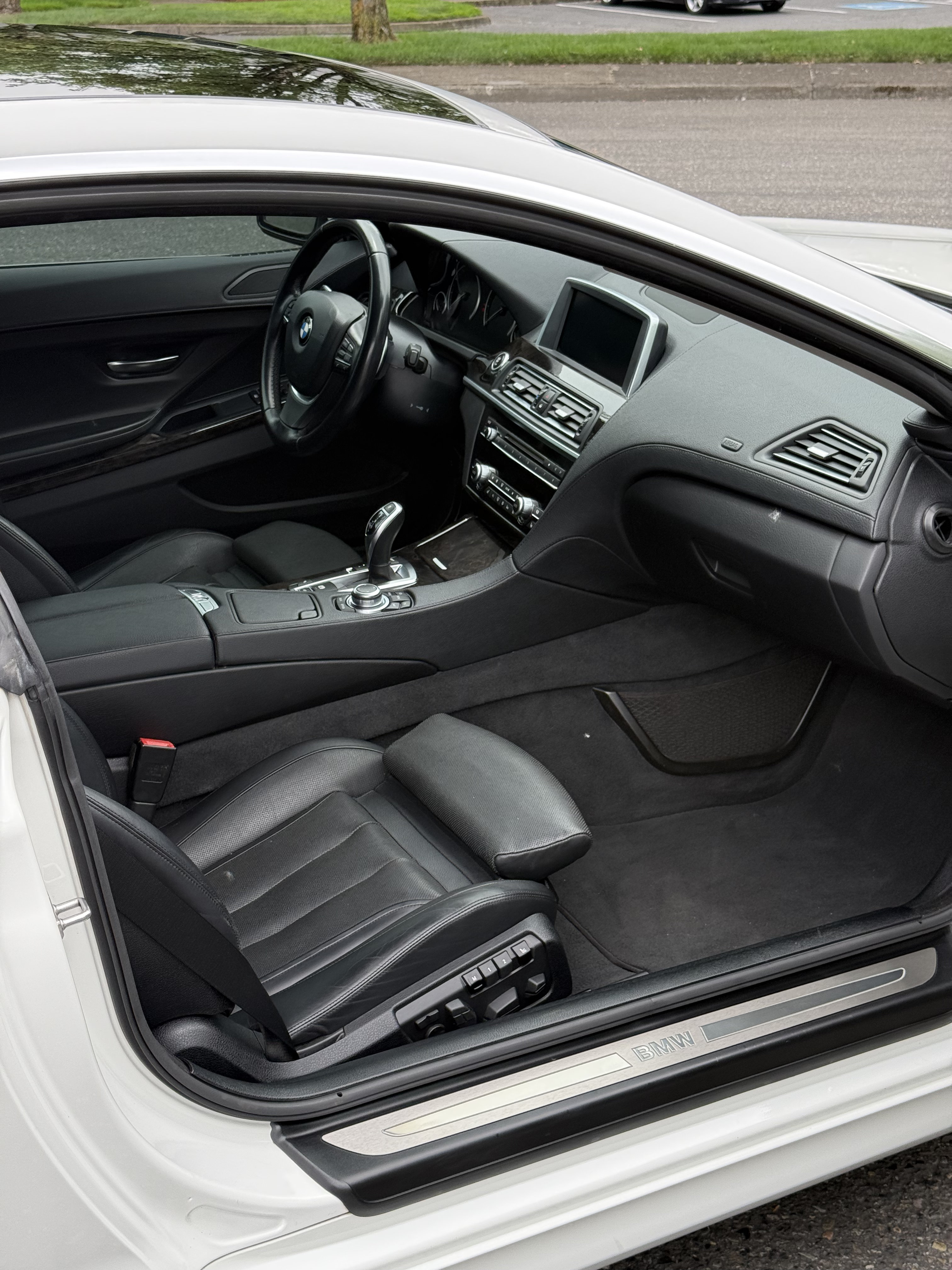 Used 2012 BMW 650i Coupe RWD image 23