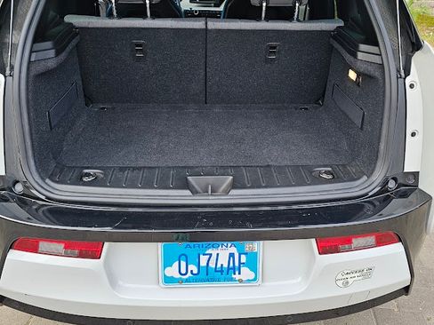 Used 2016 BMW i3 image 9