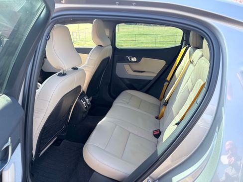 Used 2021 Polestar Polestar 2 w/ Performance Package image 22