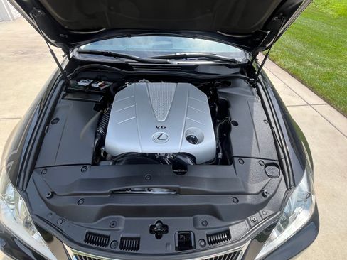 Used 2007 Lexus IS 350 w/ Luxury Plus Pkg RWD image 11