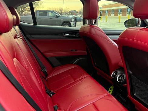 Used 2018 Alfa Romeo Stelvio Sport w/ Cold Weather Package image 10