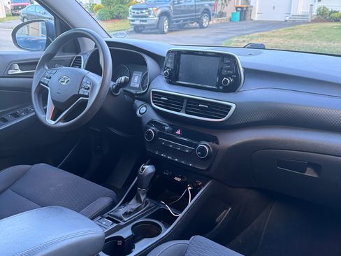 Used 2019 Hyundai Tucson Value AWD/4WD image 9