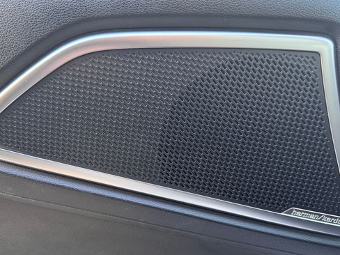 Used 2022 Kia Telluride SX w/ SX Prestige Package image 12