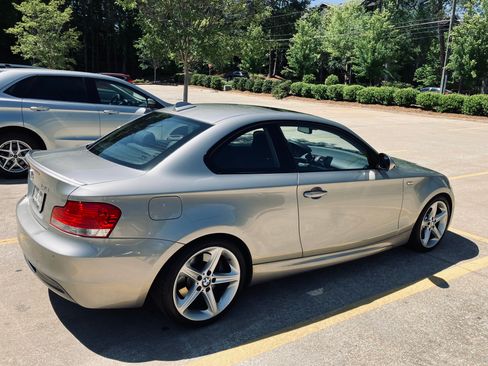 Used 2010 BMW 135i Coupe RWD image 2