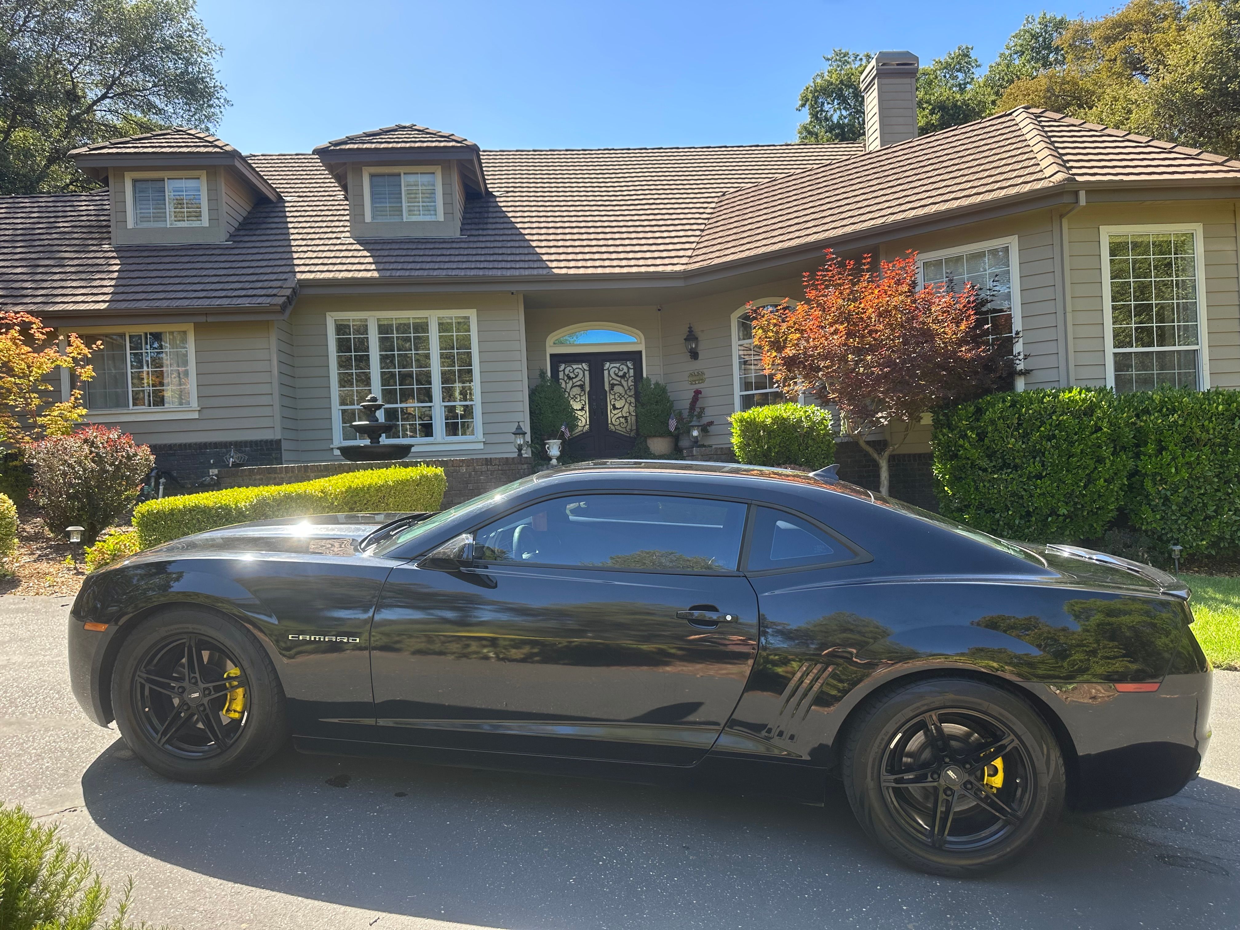 Used 2013 Chevrolet Camaro LS RWD image 6