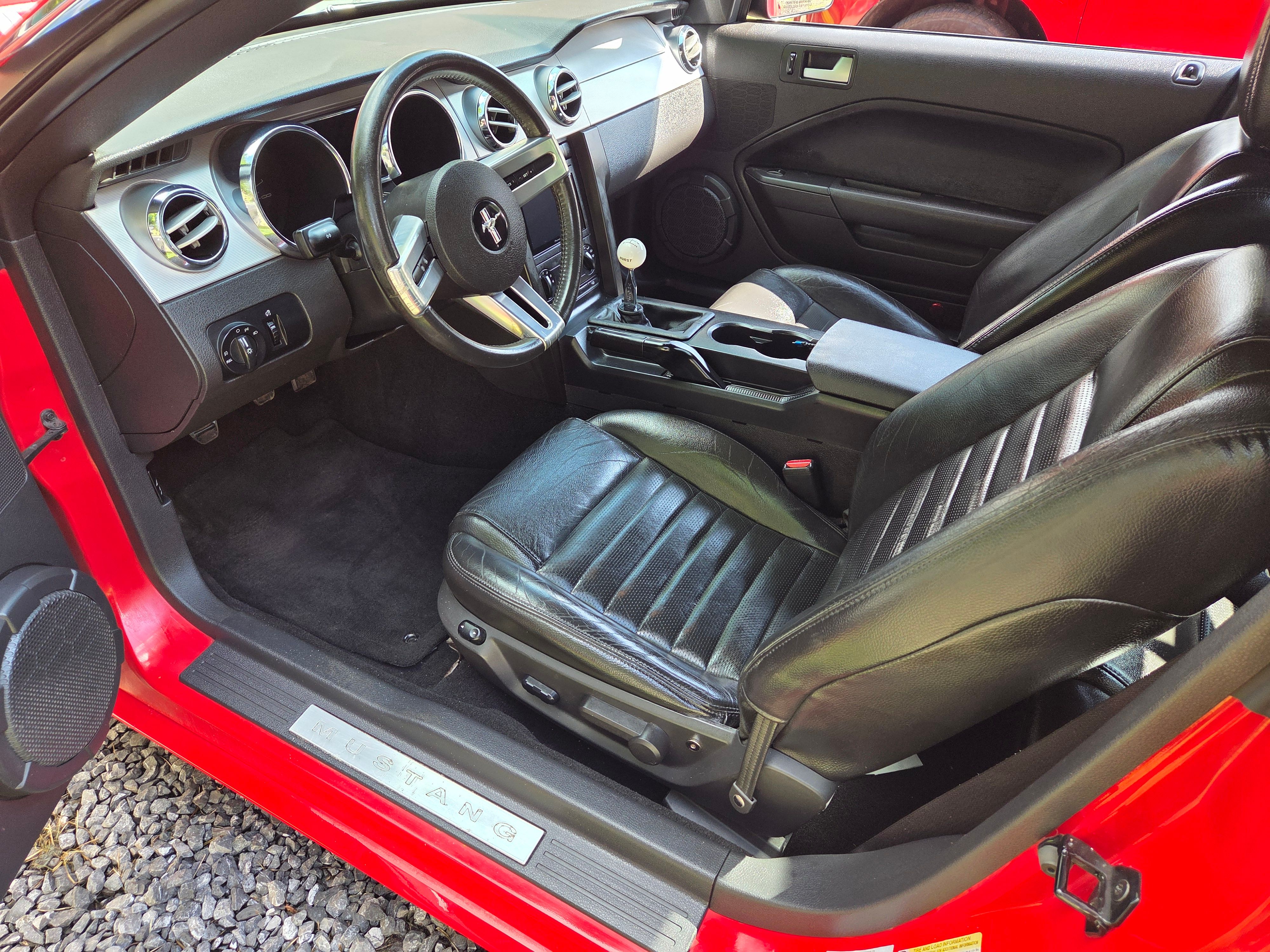 Used 2005 Ford Mustang GT Premium RWD image 8