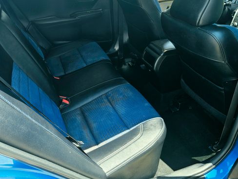 Used 2016 Toyota Camry SE FWD image 11