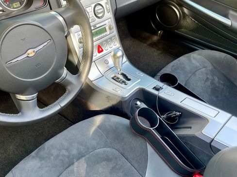 Used 2005 Chrysler Crossfire SRT-6 image 22
