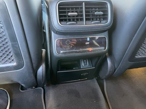 Used 2021 Mercedes-Benz GLE 63 AMG S image 11