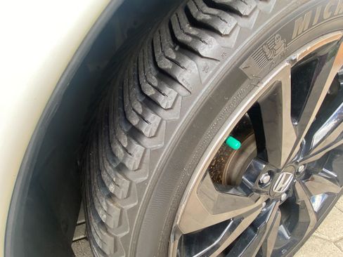 Used 2018 Honda Civic Sport image 12