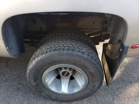 Used 2008 GMC Sierra 3500 SLT w/ Convenience Package image 11