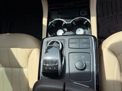 Used 2017 Mercedes-Benz GLS 450 4MATIC image 15