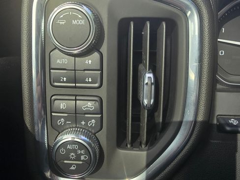 Used 2021 GMC Sierra 2500 Denali w/ Denali Black Diamond Edition image 18