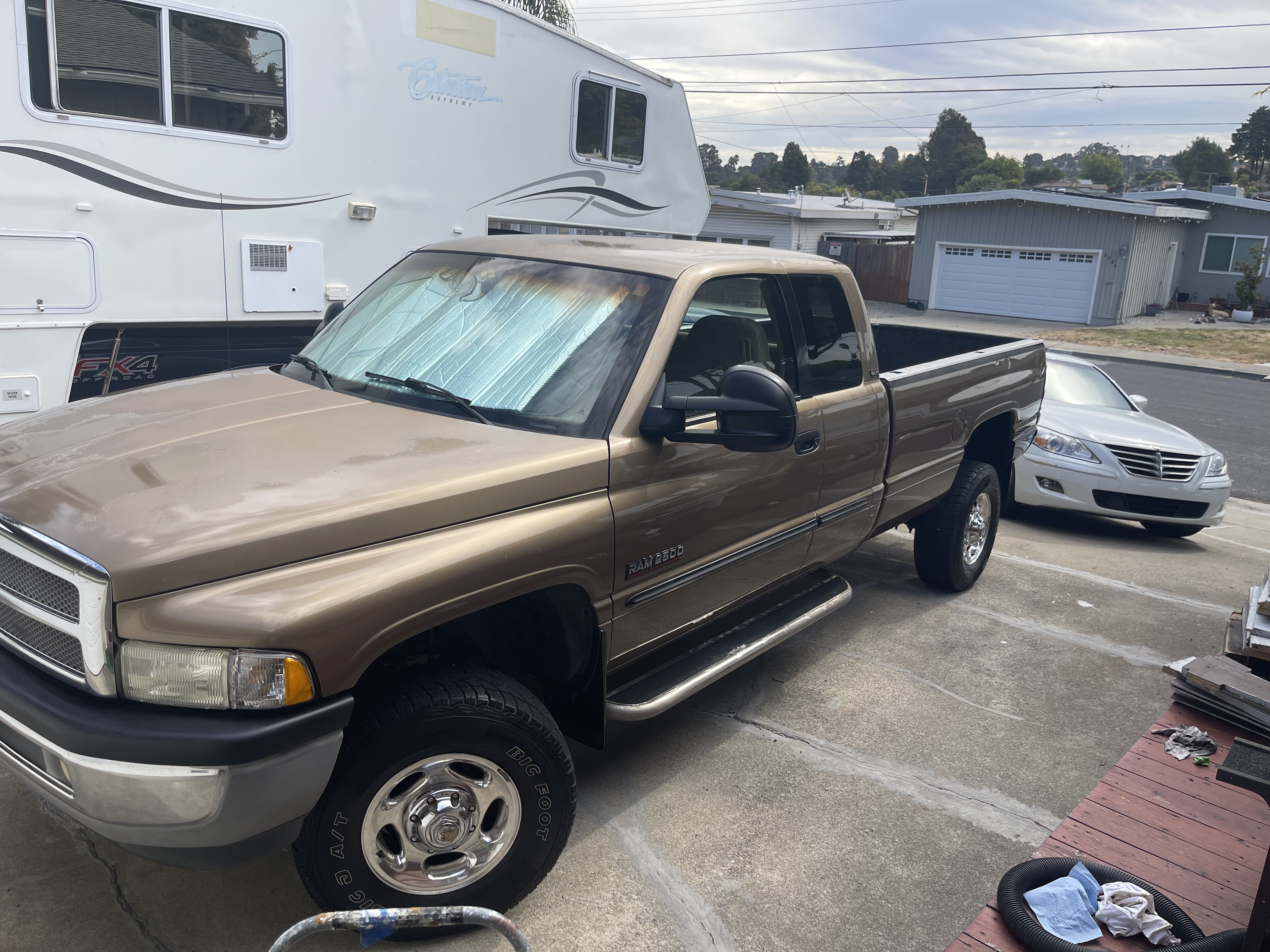 Used 2001 Dodge Ram 2500 Truck 4x4 Quad Cab image 1