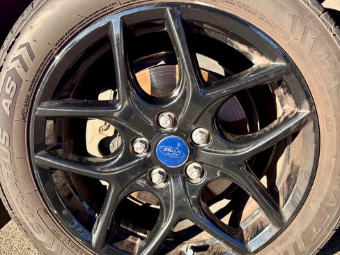 Used 2016 Ford Focus SE image 8