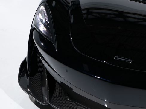 Used 2019 McLaren 600LT image 18