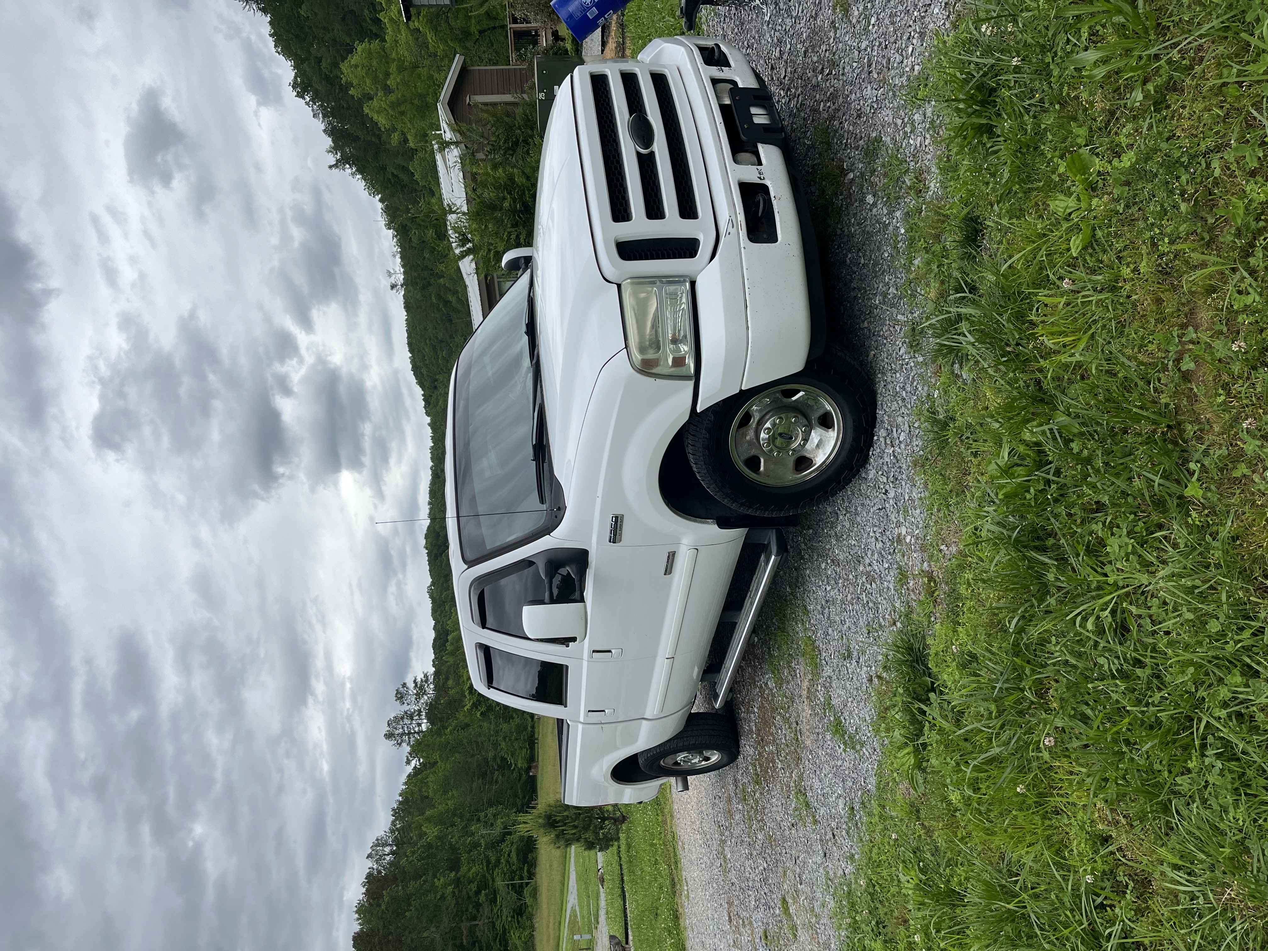 Used 2006 Ford F250 XLT RWD image 1