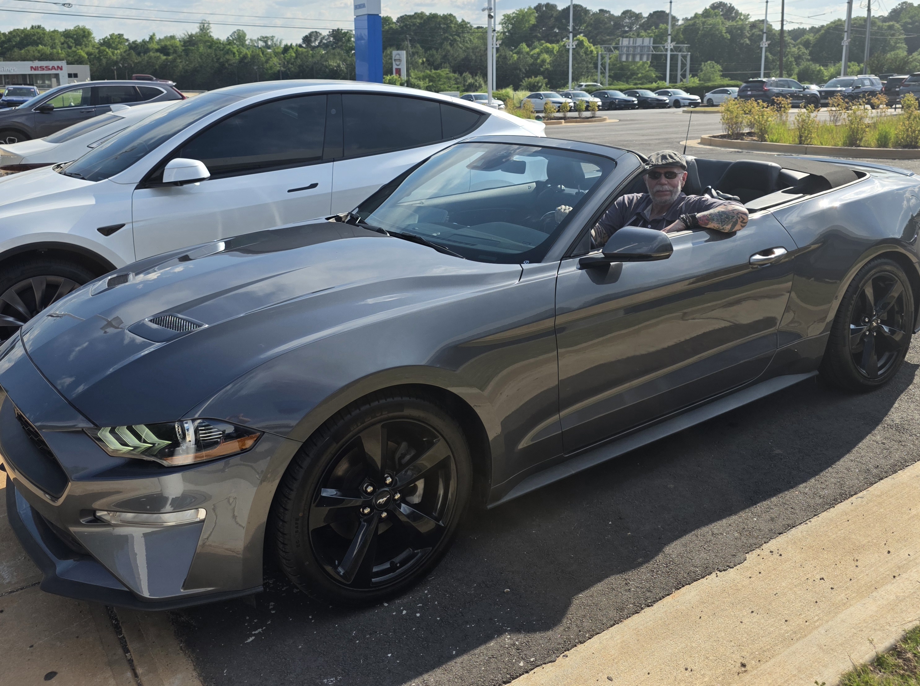 Used 2021 Ford Mustang Premium w/ Equipment Group 201A RWD image 15