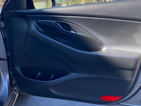 Used 2020 Hyundai Elantra GT N Line image 28